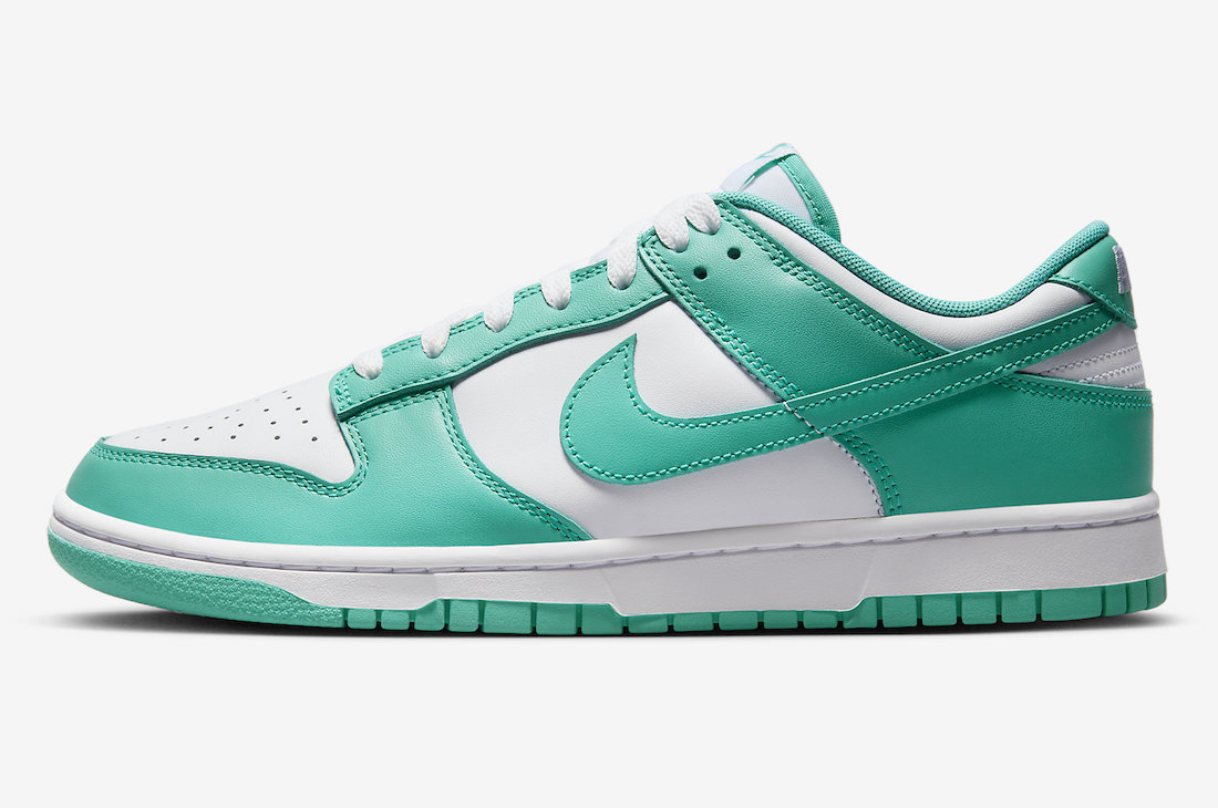 nikedunklowclearjade