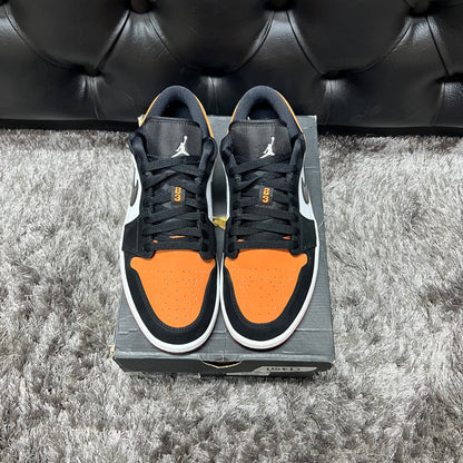 Jordan 1 Low Shattered Backboard size 9 used