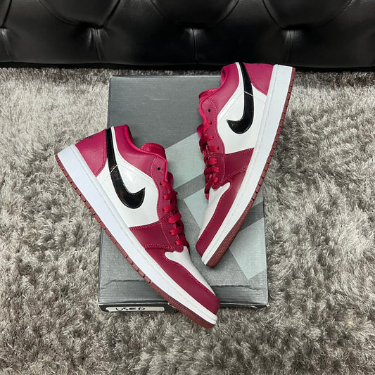 Jordan 1 Low Noble Red size 11 used