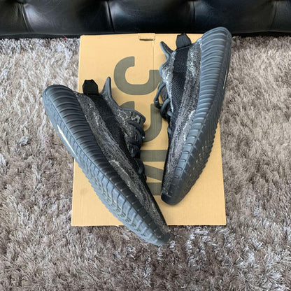 Yeezy 350 V2 Dark Salt size 6.5m/7.5w used