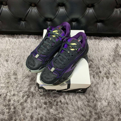 Luka 2 Space Hunter size 9.5 used