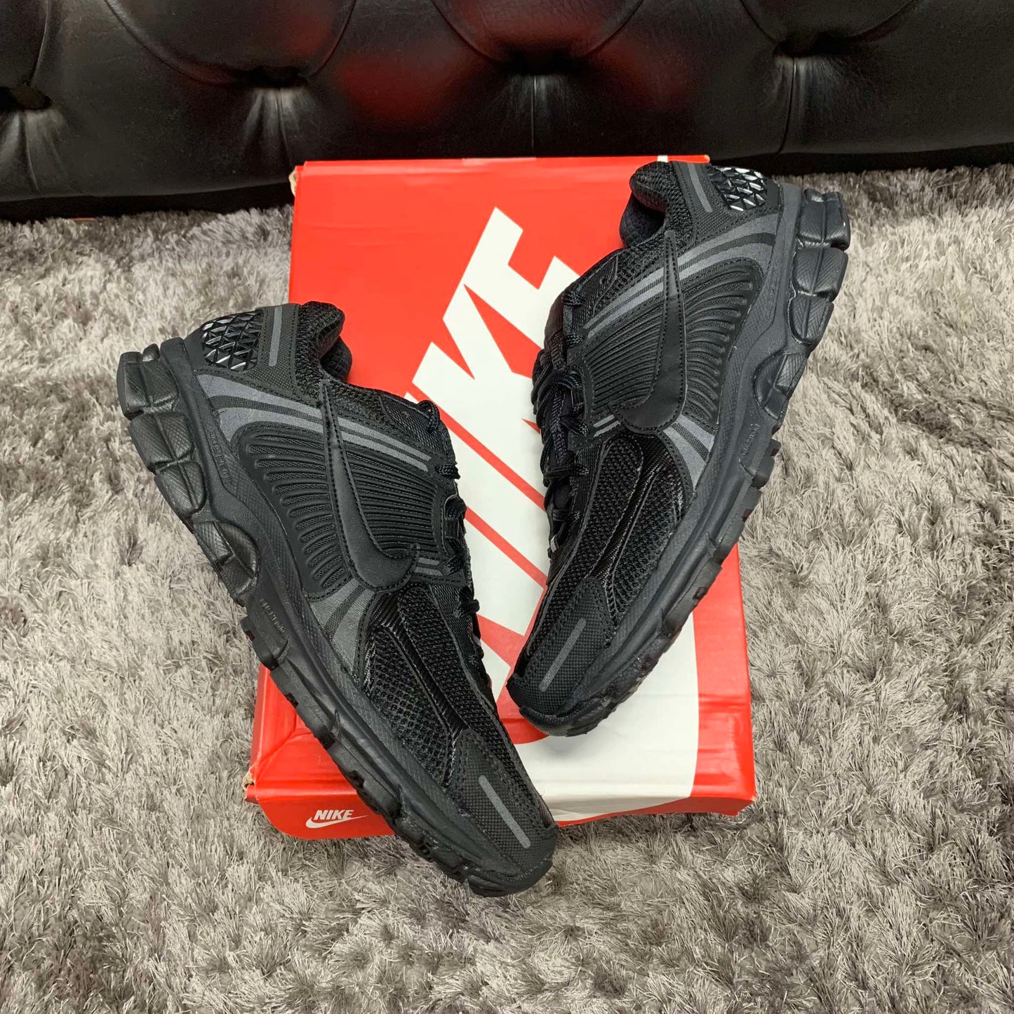 Nike Vomero 5 Triple Black size 11 used