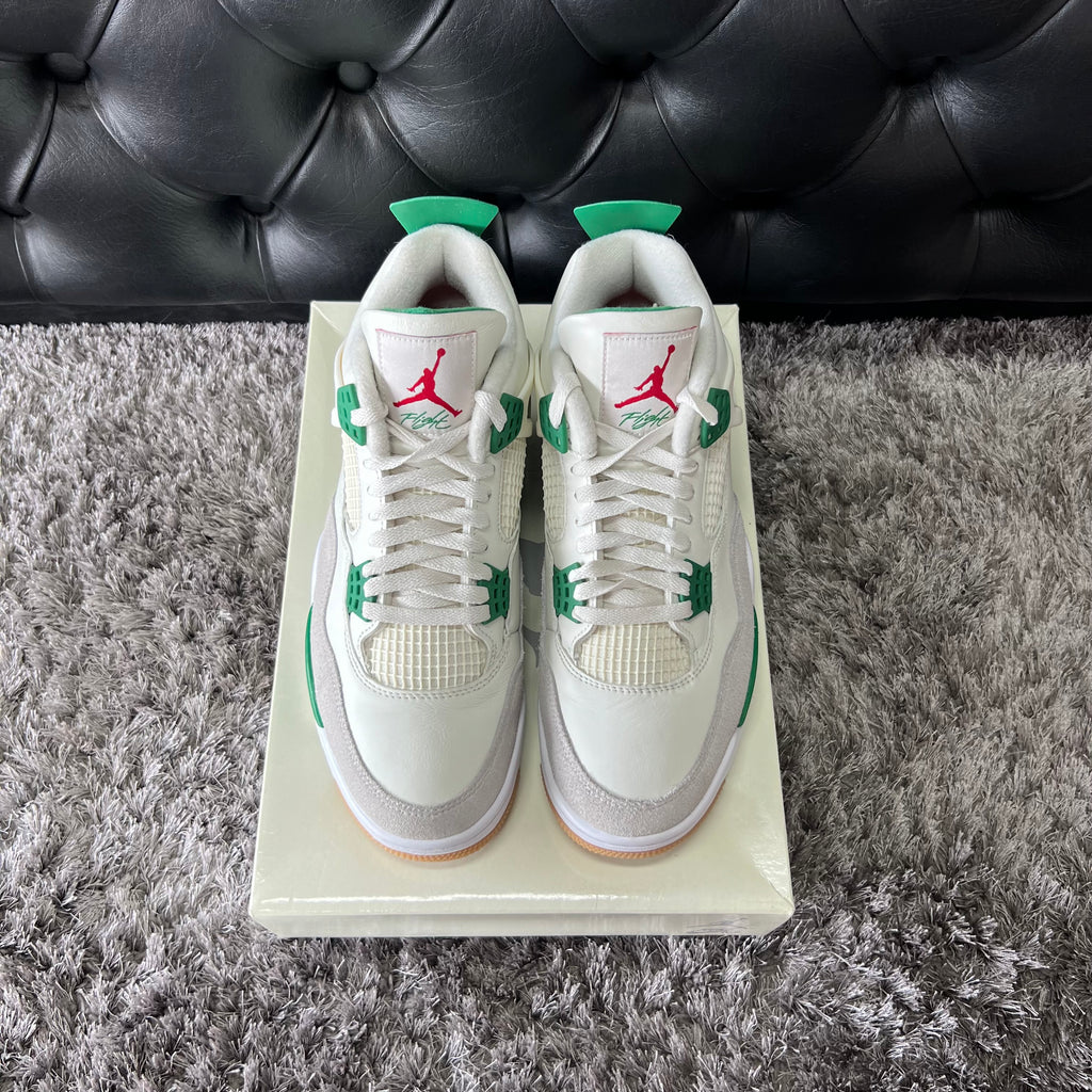Jordan 4 SB Pine Green size 11 used