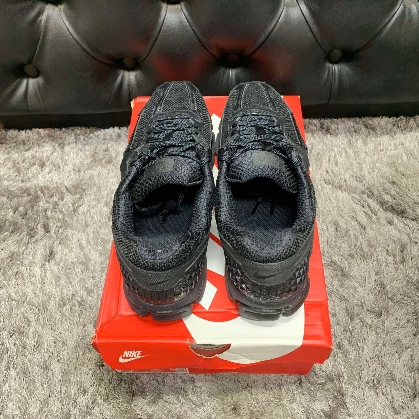 Nike Vomero 5 Triple Black size 11 used