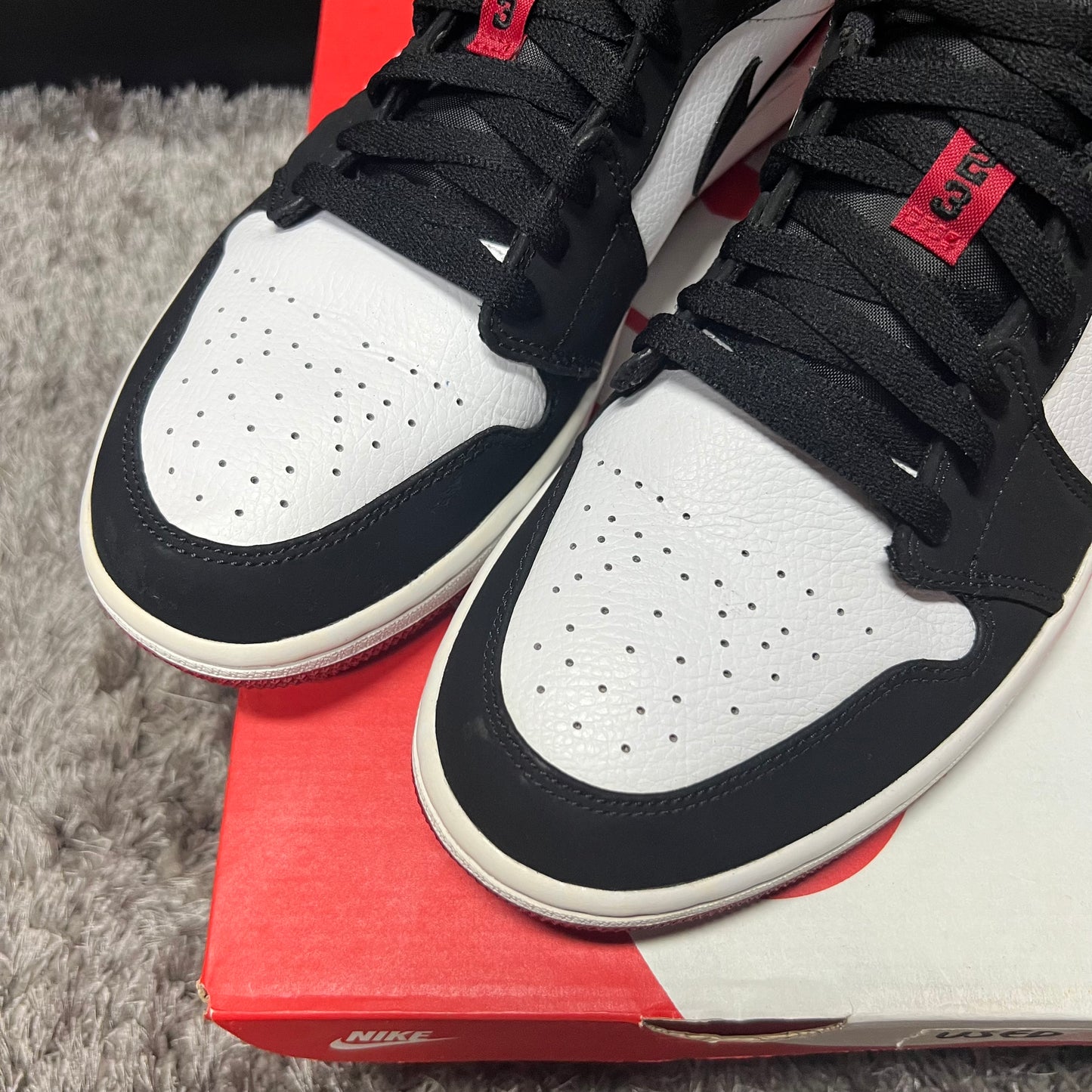 Jordan 1 Low Black Toe size 11 used