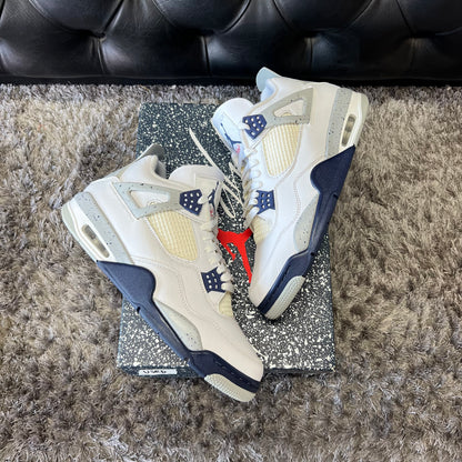 Jordan 4 Midnight Navy size 11 used