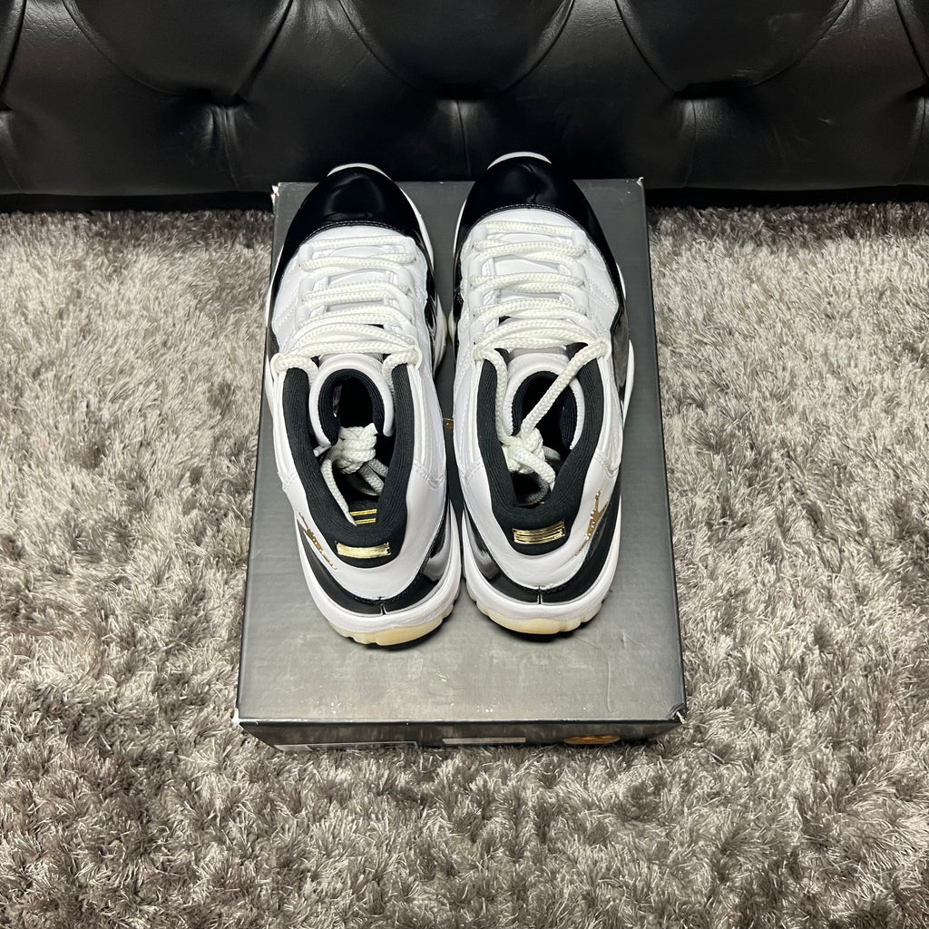 Jordan 11 Gratitude size 8 used