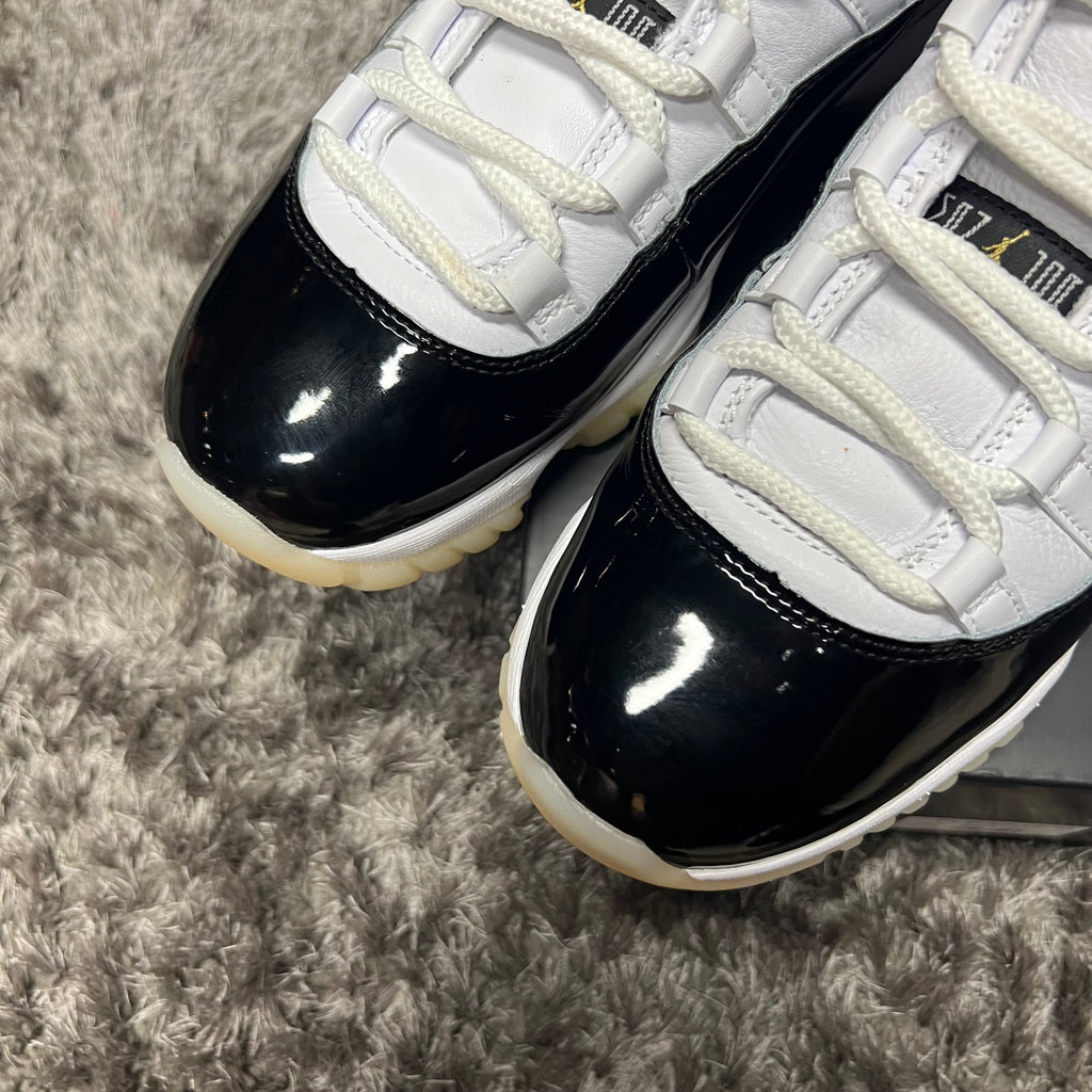 Jordan 11 Gratitude size 8 used