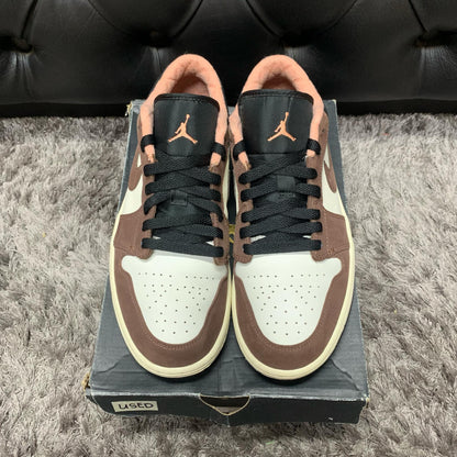 Jordan 1 Low Mocha size 9 used