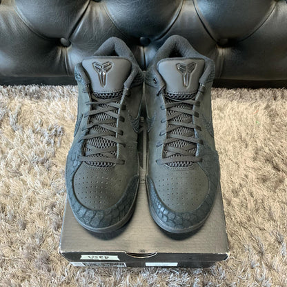 Kobe 4 Protro Gift of Mamba size 10 used