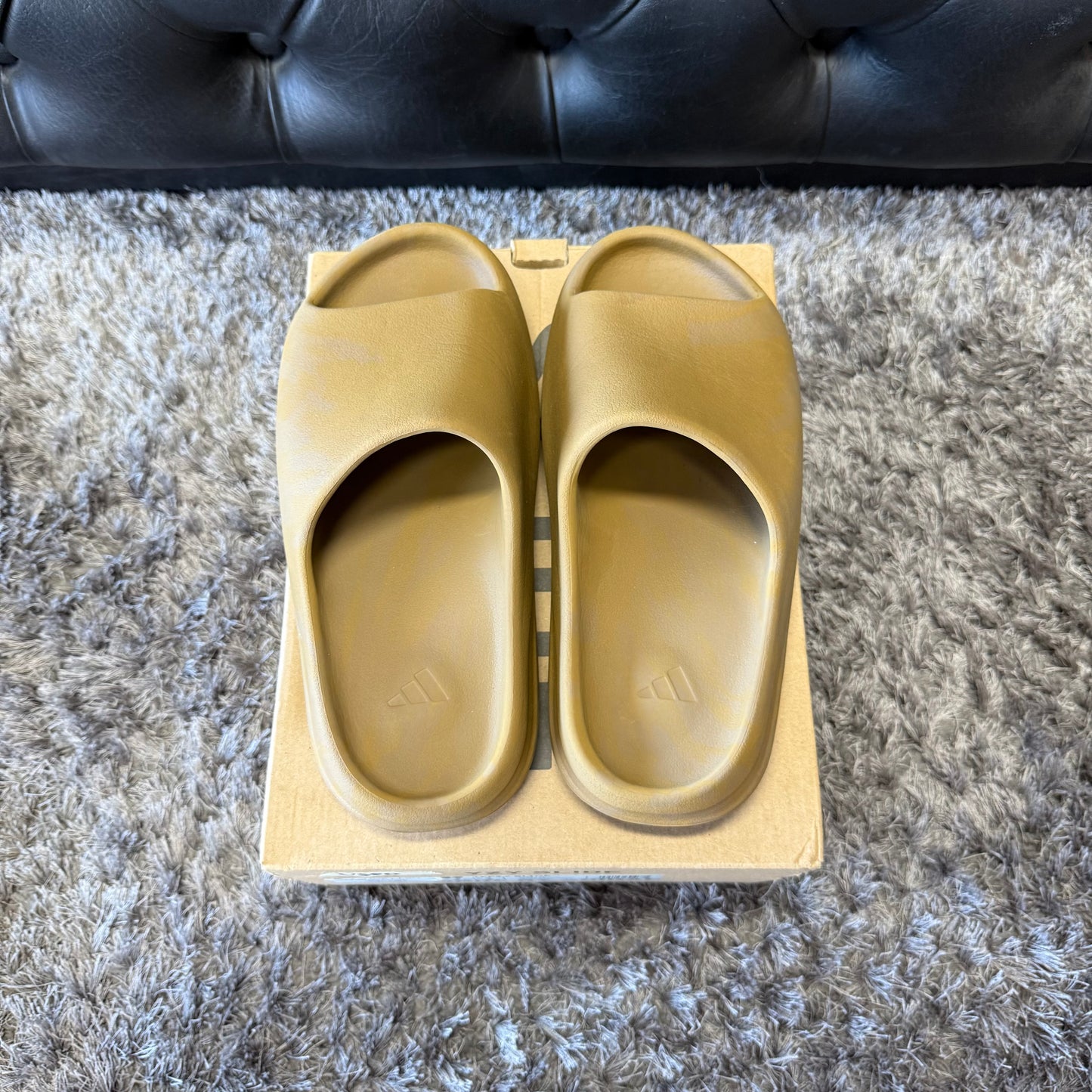 Yeezy Slide Ochre size 9 used