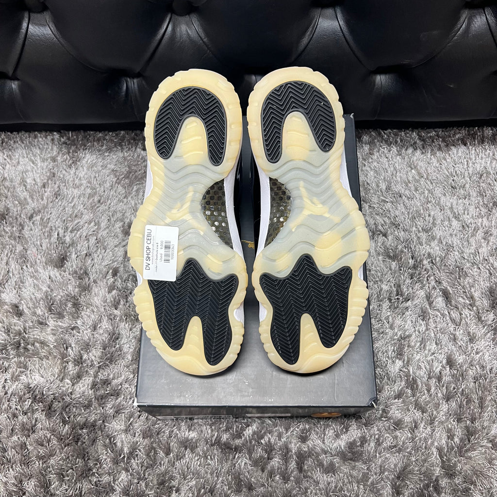 Jordan 11 Gratitude size 8 used