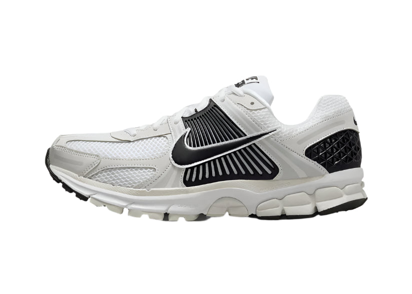 Nike Vomero 5 Panda
