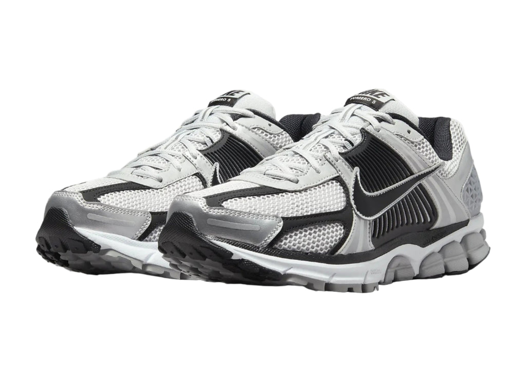 Nike Vomero 5 "Metallic Silver Black" FJ4151-004 Front View