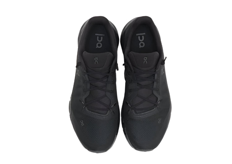Outsole and cushioning design of On Cloudtilt Black Eclipse